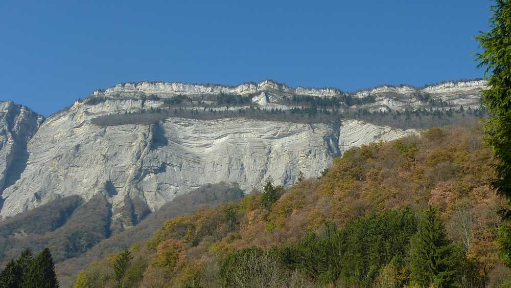 #7 Automne : la vegetation n Automne : la vegetation n'est plus flamboyante mais c'est beau quand meme