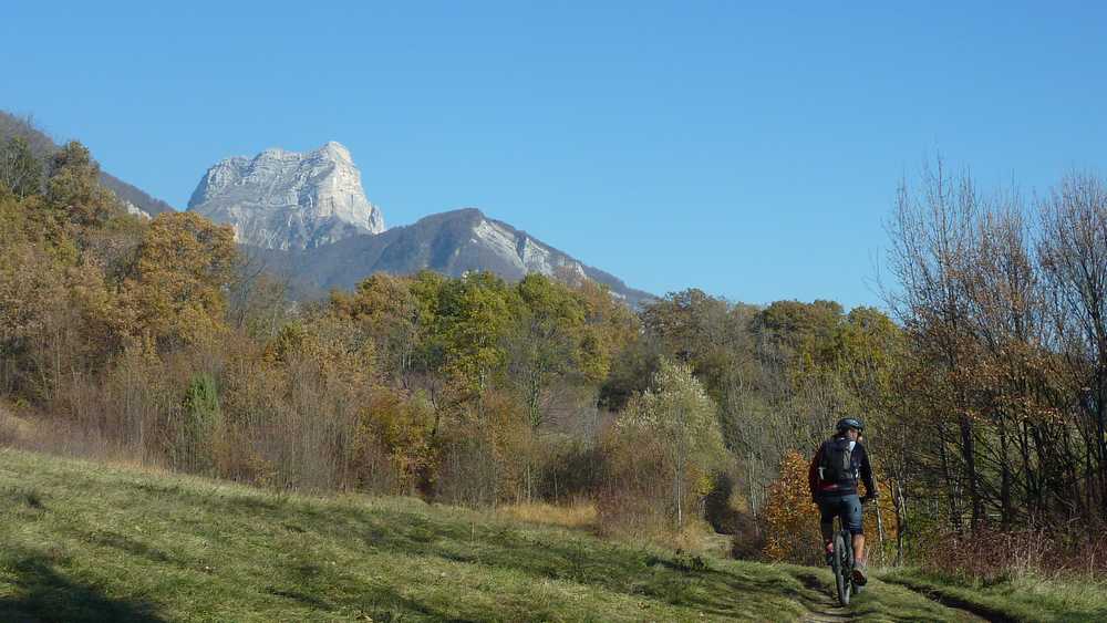 #8 Sentier du Plat : manque un peu de neige dans le Pas de l Sentier du Plat : manque un peu de neige dans le Pas de l'Oeille...