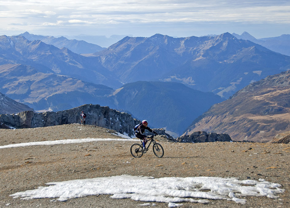 #19 Tête N des Fours : A proximité du sommet Tête N des Fours : A proximité du sommet