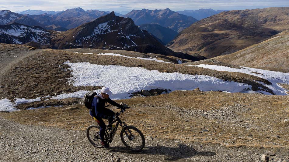 #16 Grand Mont Mirantin : Tinou n Grand Mont Mirantin : Tinou n'a pas perdu sa casquette ;-)