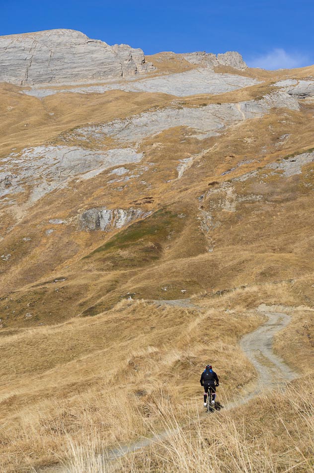 #4 Sous le Col de la Sauce : le Grand Mont au fond Sous le Col de la Sauce : le Grand Mont au fond