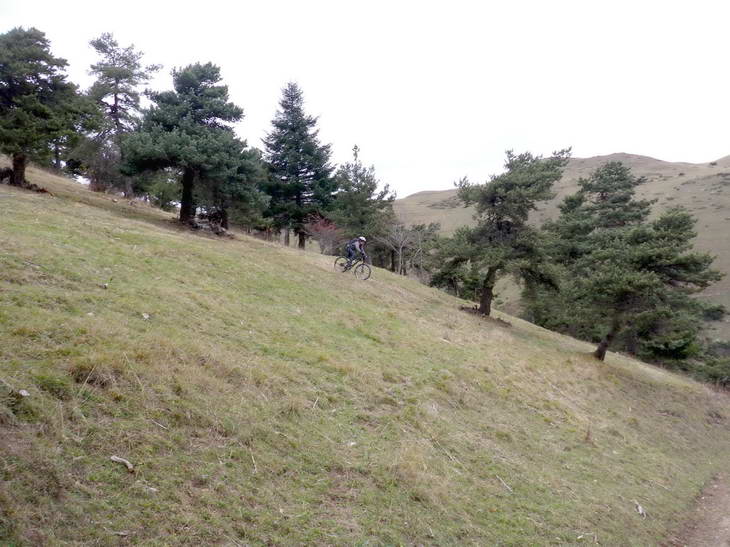 #13 Retour vers la piste : Gégé teste le réglage de sa fourche... Retour vers la piste : Gégé teste le réglage de sa fourche...