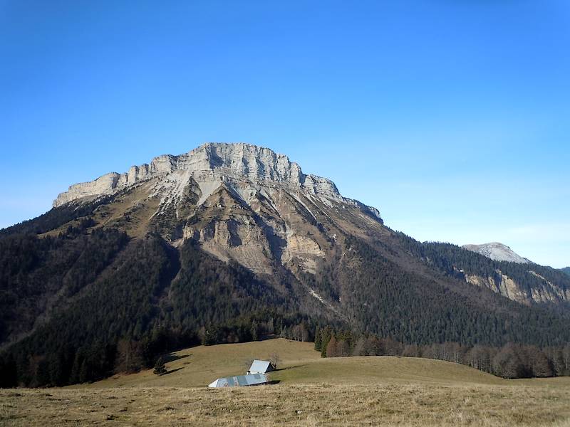 #1 Chamechaude : Tempete de ciel et bleu ce matin Chamechaude : Tempete de ciel et bleu ce matin