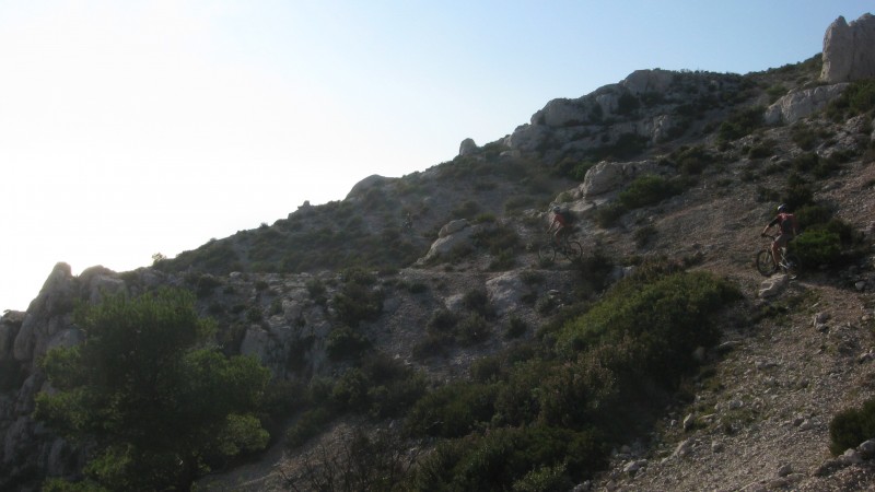 Col des Chèvres : Sentier à faible pente, qu'il identifie...