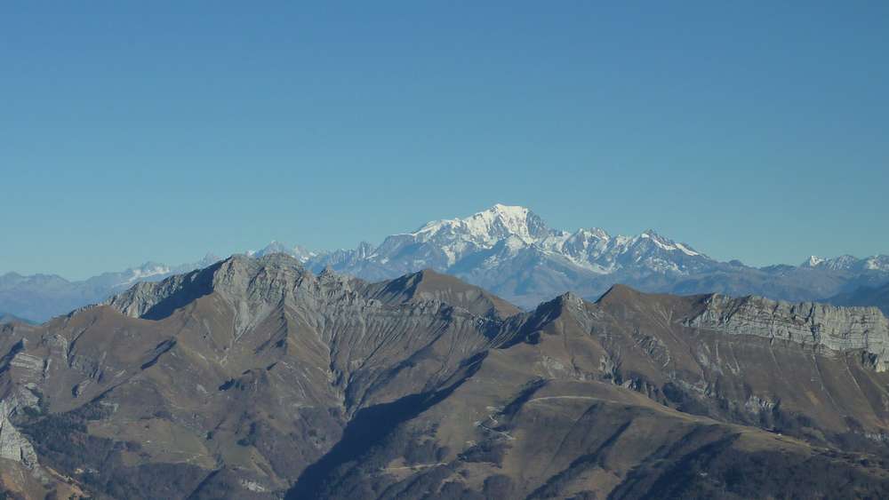 Mont Blanc : pas de doute, il dépasse tout le monde !