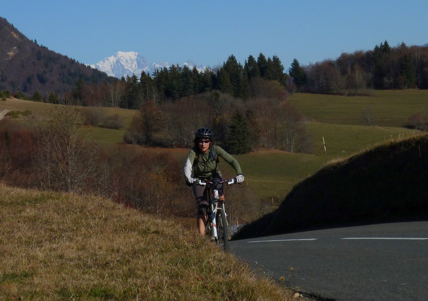 #4 Col de la Cluse : Avec le Mont Blanc comme papier-peint Col de la Cluse : Avec le Mont Blanc comme papier-peint