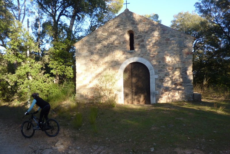 #5 Chapelle St Martin : Sur une propriété privée Chapelle St Martin : Sur une propriété privée
