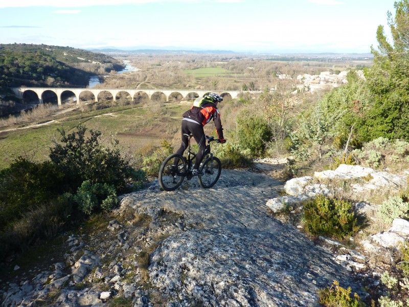 #3 Le Pont de Russan : Eric dans la descente sur Russan Le Pont de Russan : Eric dans la descente sur Russan