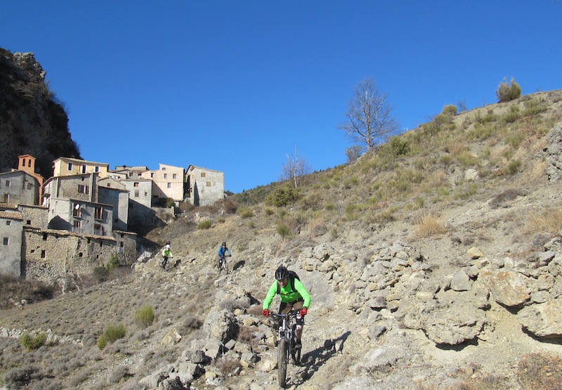 #7 Auvare : Le village d Auvare : Le village d'Auvare