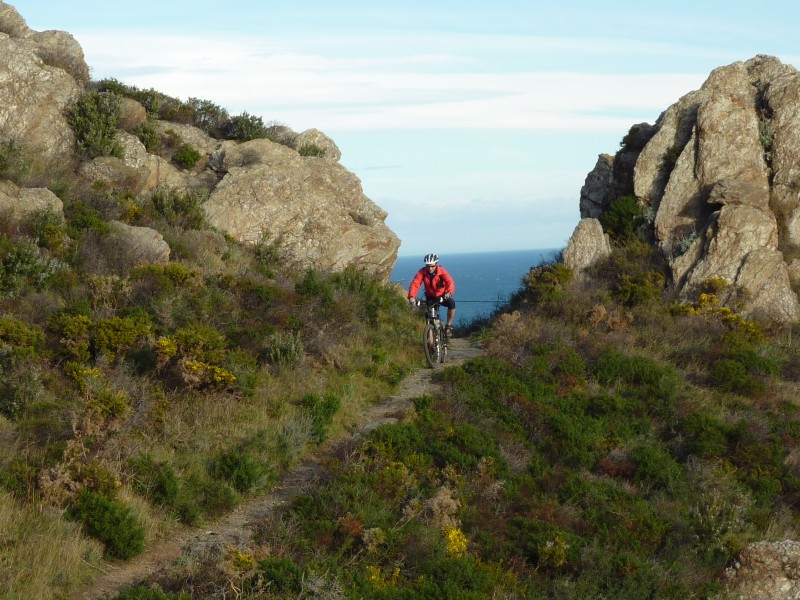 #2 Sentier du littoral : Au dessus du sémaphore Sentier du littoral : Au dessus du sémaphore