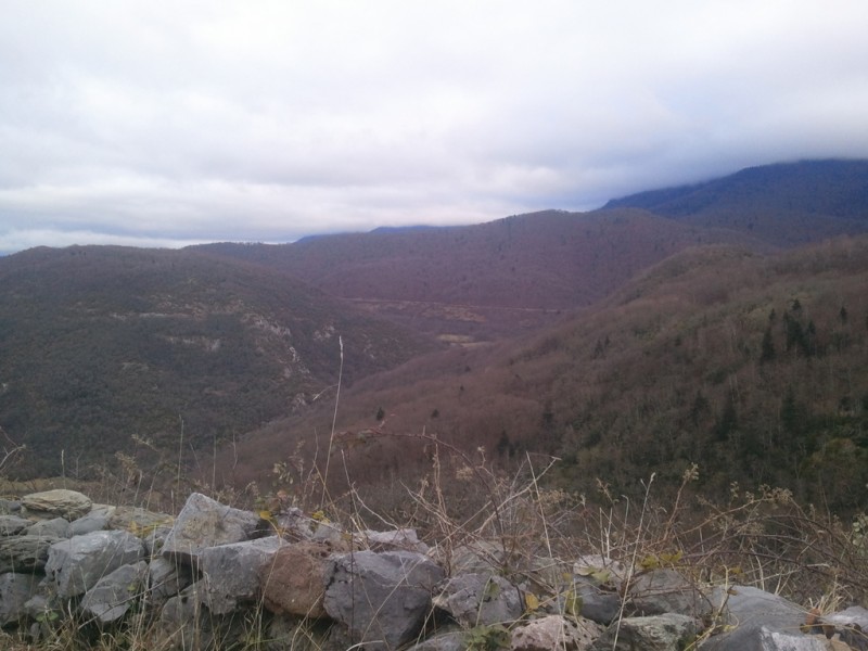 #6 Depuis Notre Dame du Bien : En face, la montée au col des Ares. Depuis Notre Dame du Bien : En face, la montée au col des Ares.