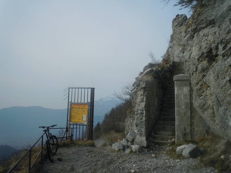 #1 Les portes du St-Eynard : Un peu de grisaille après ce WE printanier Les portes du St-Eynard : Un peu de grisaille après ce WE printanier