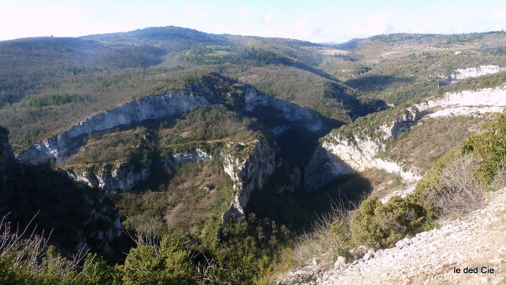 #2 Gorges de la Nesque : La fin de l Gorges de la Nesque : La fin de l'itinéraire passe dans les gorges sur un sentier en balcon