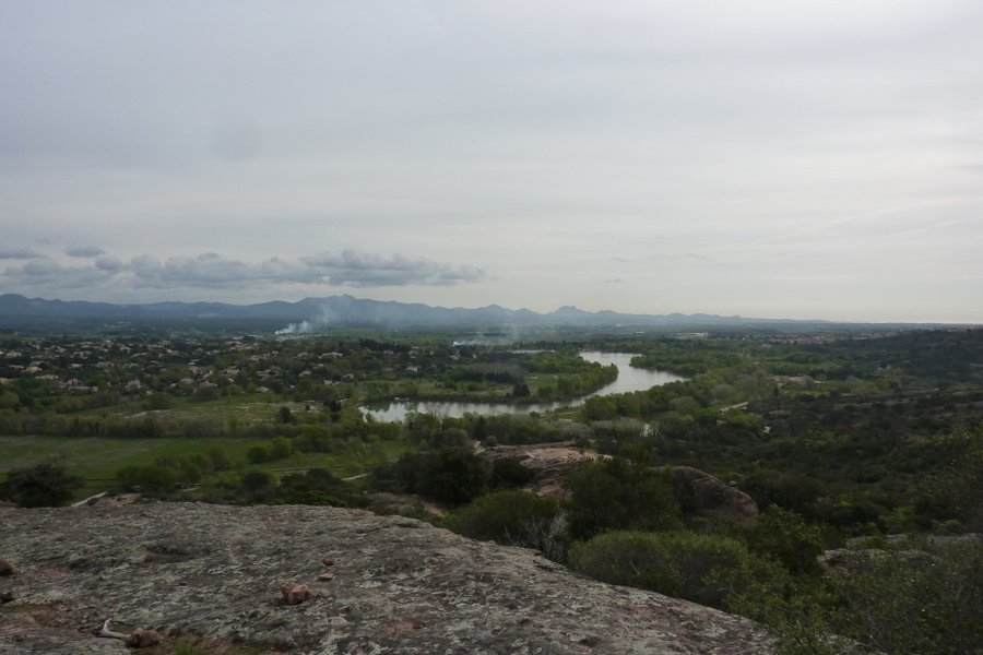 Lac de l'Aréna : L'Argens fait des méandres... parfois artificiels