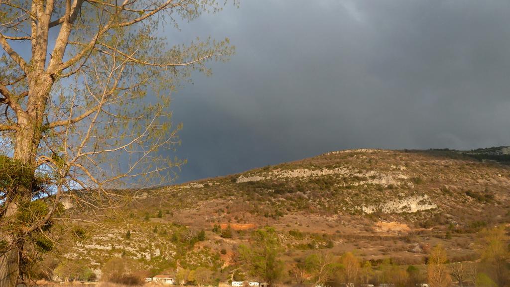 #1 Temps à l Temps à l'orage : Le mistral va arranger tout ça