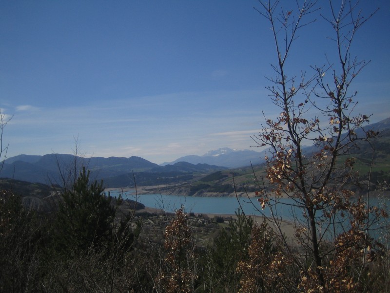 #4 Pierre Arnoux : Avec toujours une belle vue sur le lac Pierre Arnoux : Avec toujours une belle vue sur le lac