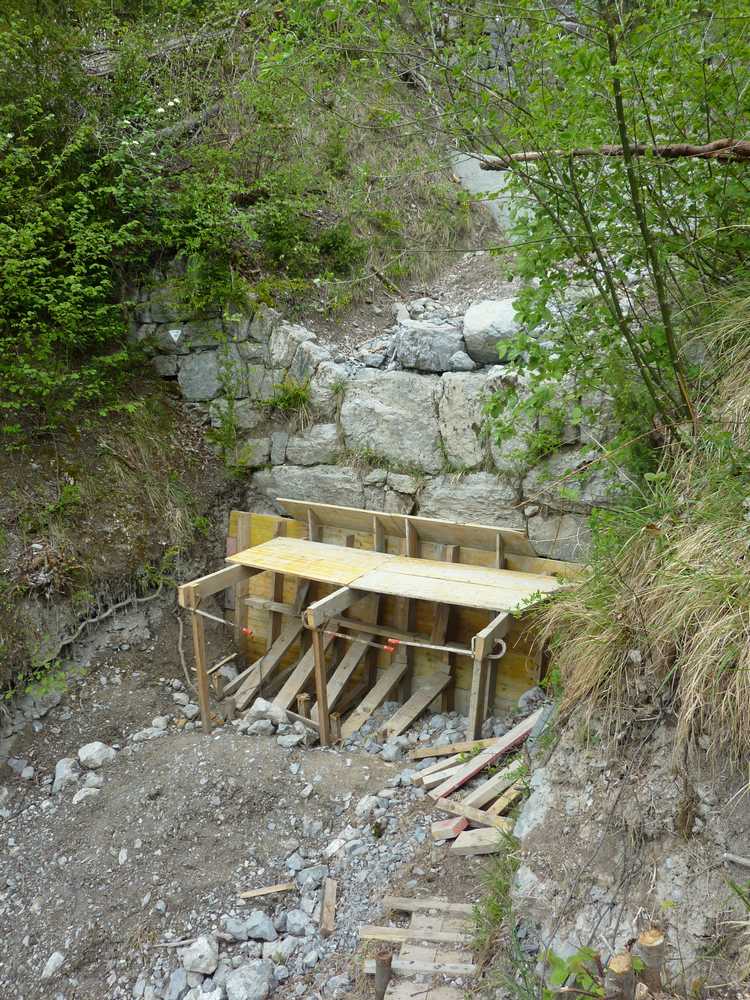 #3 Affaire à Saisir : crise du logement à Biviers, ça construit meme dans le torrent du Mont Pellet. rafraichissement à prevoir... Affaire à Saisir : crise du logement à Biviers, ça construit meme dans le torrent du Mont Pellet. rafraichissement à prevoir...
