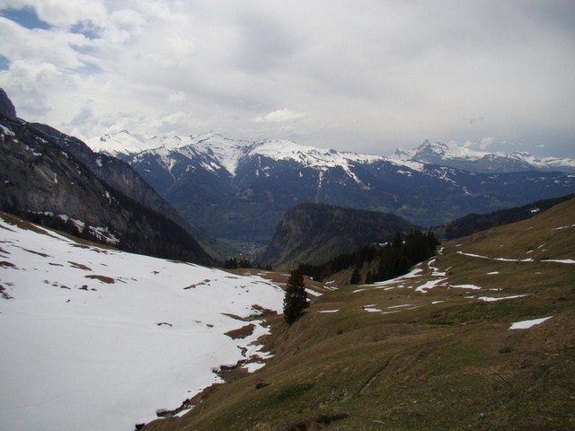 #3 Vue sur la vallée : Samoëns et la vallée du Giffre Vue sur la vallée : Samoëns et la vallée du Giffre