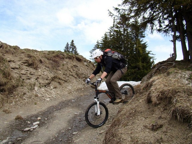 #7 Mountain skyver rock : ça passe tout seul dans la pente Mountain skyver rock : ça passe tout seul dans la pente