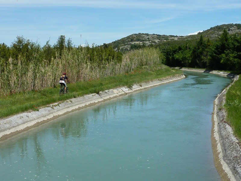 #8 Final tranquille : le long du canal Final tranquille : le long du canal