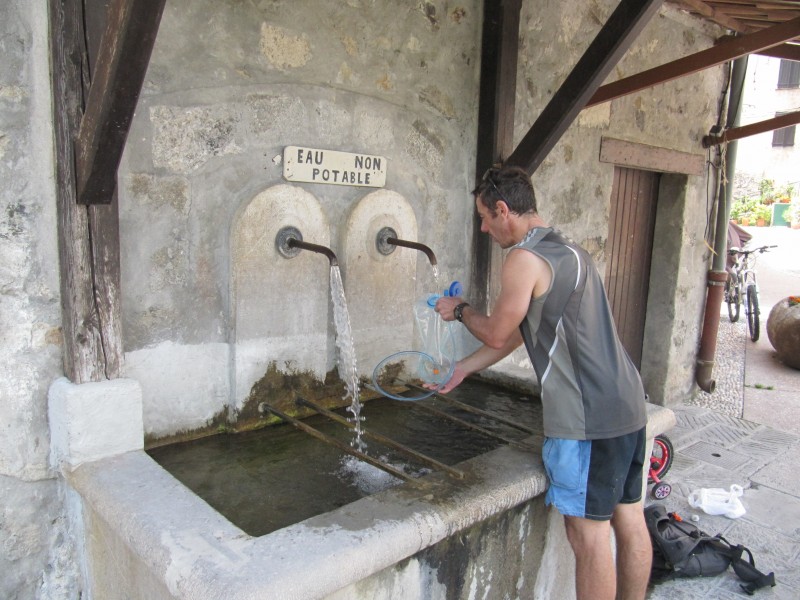 #10 Mt Vial : l Mt Vial : l'eau est juste non contrôlée
