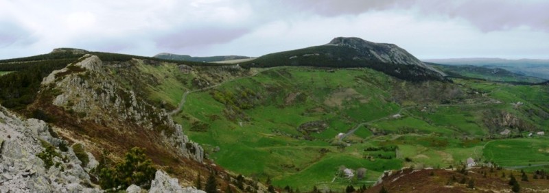 #1 Panorama : du Cirque des Boutières et du Mezenc. Panorama : du Cirque des Boutières et du Mezenc.