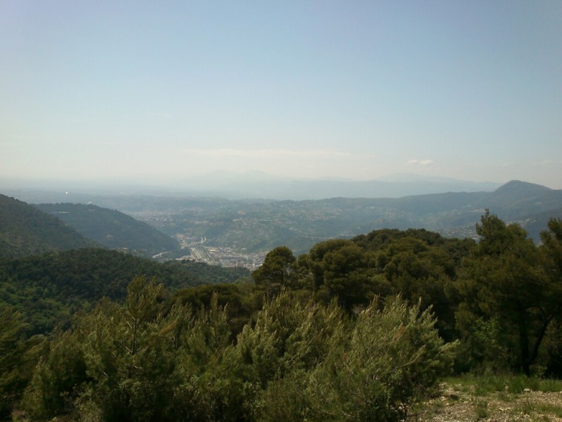 #2 Vallée du Paillon : Nice au fond. Vallée du Paillon : Nice au fond.