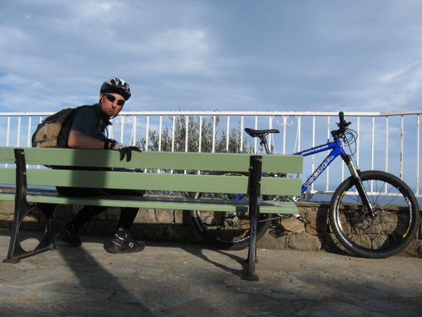 Le belvédère de Sari : le fameux bench at belvedere des boo Radleys ?