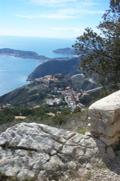#3 Eze village+baie villefranche : Toujours en roulant, juste à la sortie du tunnel Eze village+baie villefranche : Toujours en roulant, juste à la sortie du tunnel