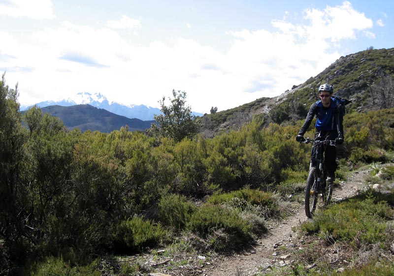 #1 Mare à mare : Florent dans la montée au col de Pianezzola Mare à mare : Florent dans la montée au col de Pianezzola