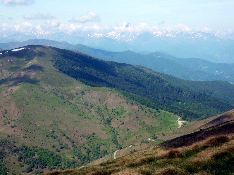 Crêtes de l'Arize : Panoramique vers les Pyrénées Ariégeoises.