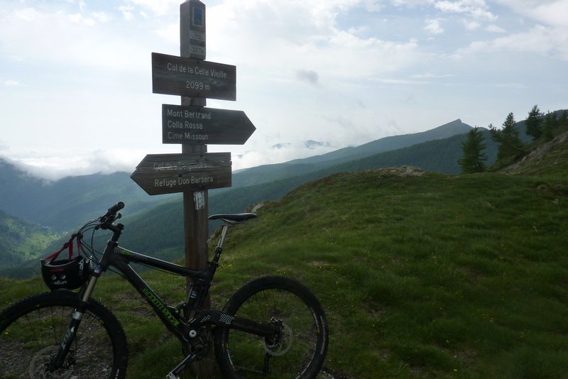 #9 Col de Celle Vieille : J Col de Celle Vieille : J'ai enfin rejoint les crêtes