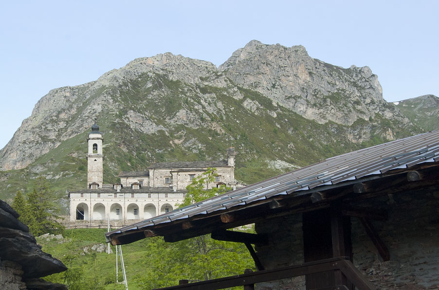 #14 Curnis Auta : Le sanctuaire de San Magno Curnis Auta : Le sanctuaire de San Magno