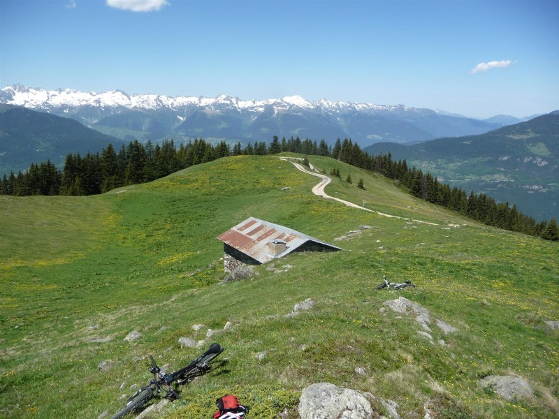 #2 Mont Jovet : La Lauzière en panorama au pic nic... Mont Jovet : La Lauzière en panorama au pic nic...