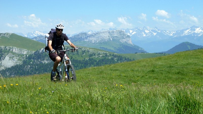 #51 Col d Col d'Hurtières : Ouf, quasi fin des montées, cela commence à changer de pente jusqu'à Grenoble