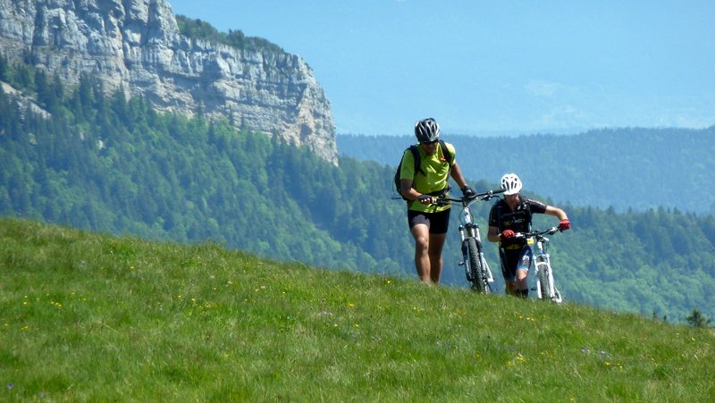 #52 Tiens 2 malins... : ...essayant de contourner la bossette ;-) Tiens 2 malins... : ...essayant de contourner la bossette ;-)