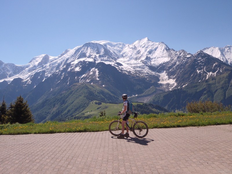 Mont Blanc : Vue depuis la terrasse du Refuge du Prarion