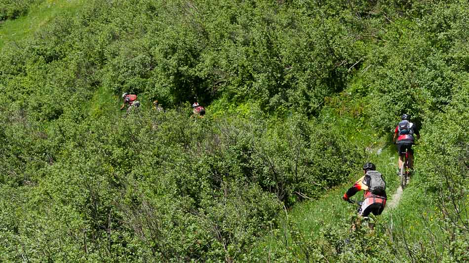 #19 Passage dans les arcosses : au dessus de Beaupraz Passage dans les arcosses : au dessus de Beaupraz