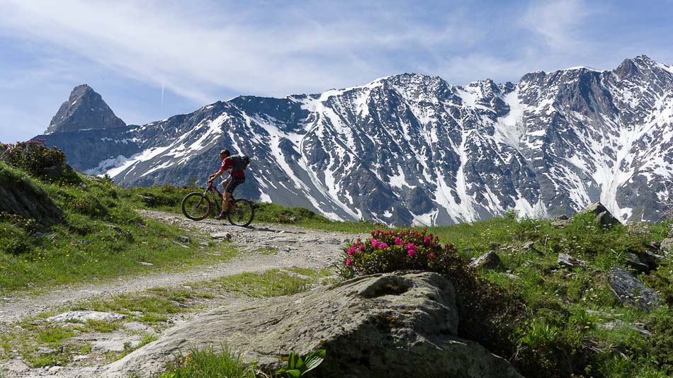 #1 Vers les Chalets des Rossets : l Vers les Chalets des Rossets : l'Aliet et les Pichères