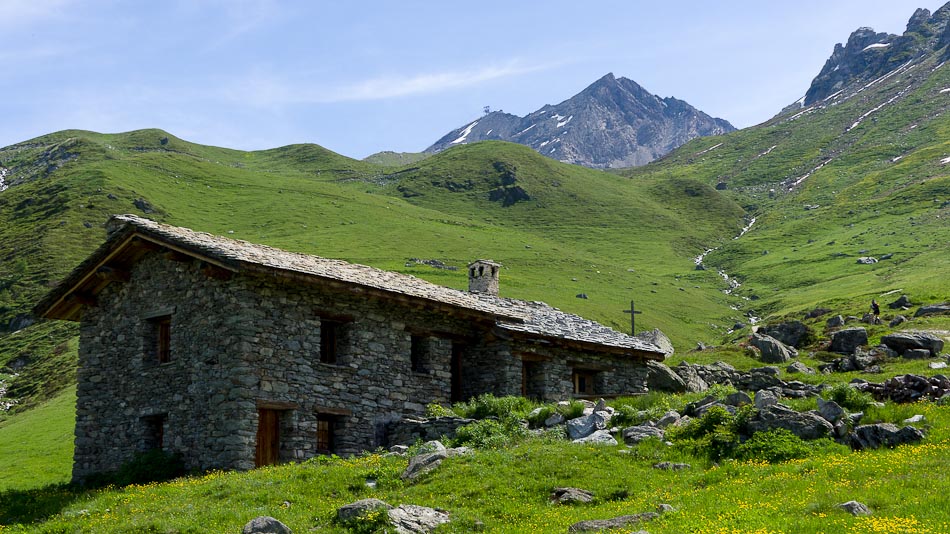 #2 Entre Deux Nants : Sous le Col de la Chal Entre Deux Nants : Sous le Col de la Chal