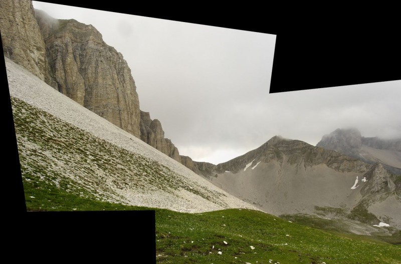 Col de Charnier : versant ouest, peu roulant dans le pierrier!