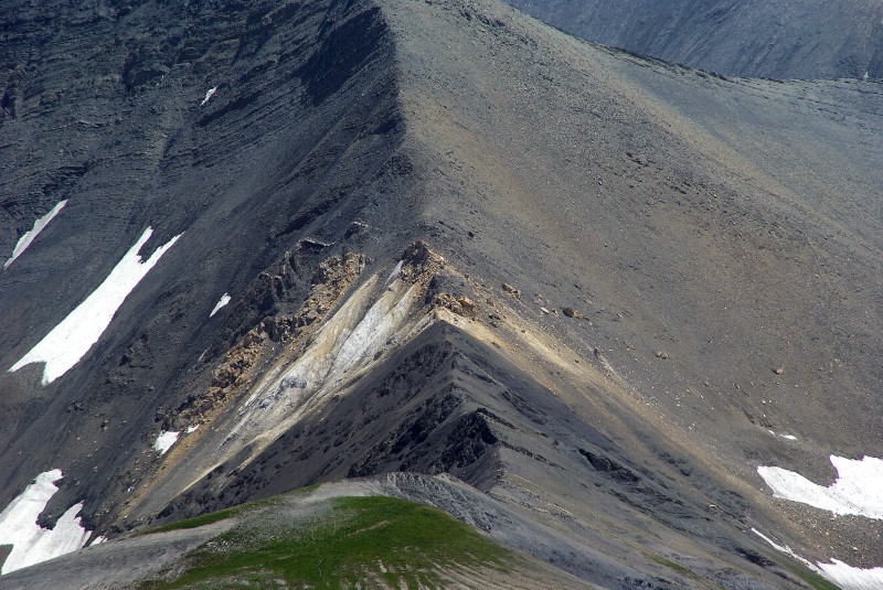 #12 Pics de la Buffe d Pics de la Buffe d'en Haut : Affleurement de Gypse(?) dans les Schistes de l'arête W.
