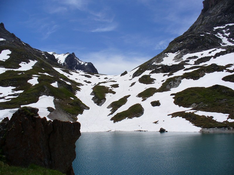 Col des Rochilles : Le Col des Cerces encore bien enneigé