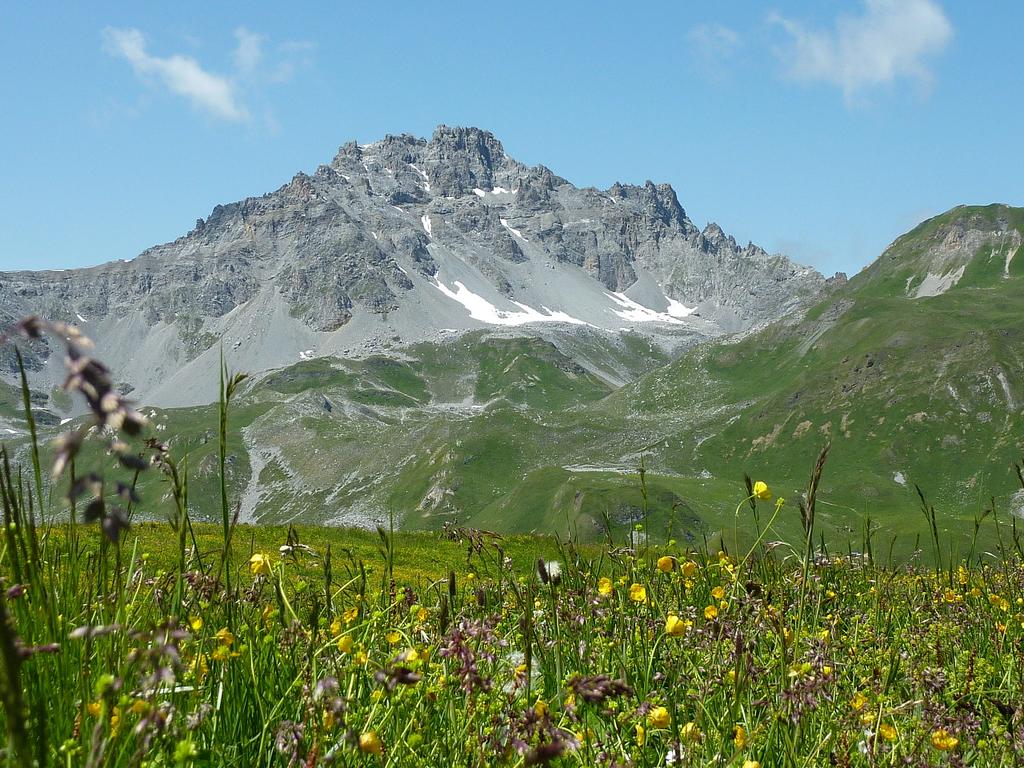 #13 Aiguille du Fruit : la touche poétique de Santa Aiguille du Fruit : la touche poétique de Santa