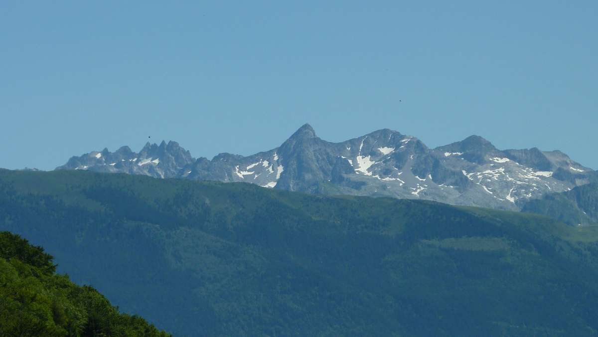 #5 Belledonne bis : Badon, Rocher Blanc et Pyramide Belledonne bis : Badon, Rocher Blanc et Pyramide