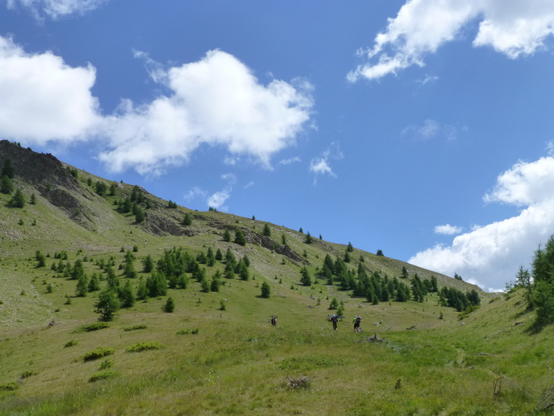 Dernière montée : Ça pousse ou porte selon le bon vouloir de chacun