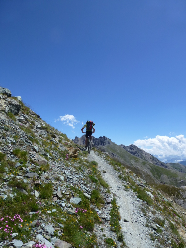 #19 Vers le Passo Croce Occ. : Courte portion qui se roule Vers le Passo Croce Occ. : Courte portion qui se roule