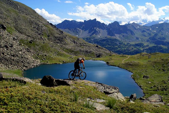 Lac du Serpent : a partir de là, ça redevient à peu près humain...