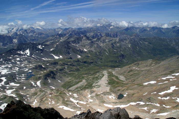 #6 Vue O du sommet : l Vue O du sommet : l'immense vallon de la Neuvache