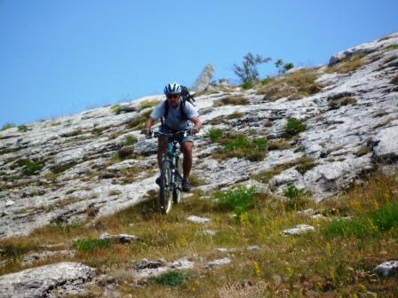 #10 Descente du sommet : dalle (suite et fin) Descente du sommet : dalle (suite et fin)
